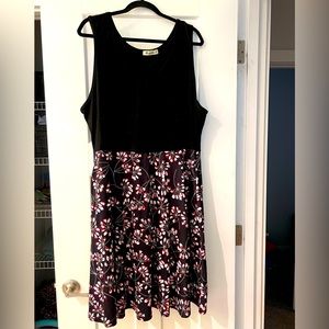 Black and floral dress casual dress.